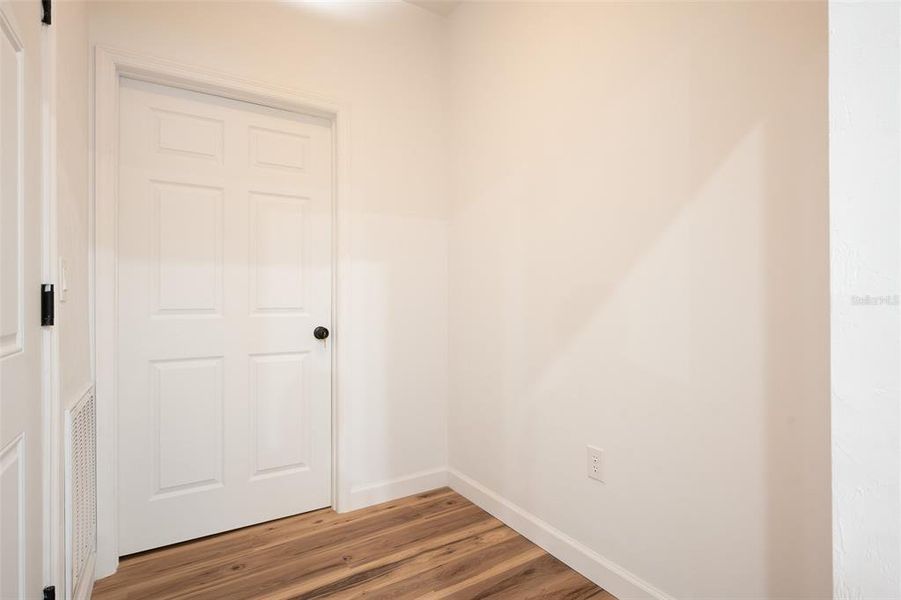 Spacious, unfurnished interior of a new home in , Gainesville (Image 21). Spacious, unfurnished interior of a new home in , Gainesville (Image 21).