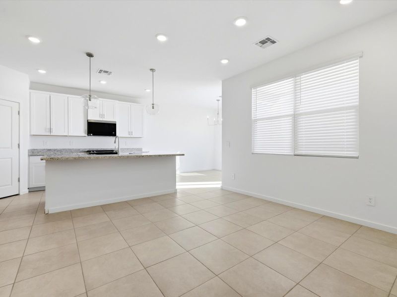 Spacious, unfurnished interior of a new home in Paloma Creek - Estate Series, Surprise (Image 13). Spacious, unfurnished interior of a new home in Paloma Creek - Estate Series, Surprise (Image 13).