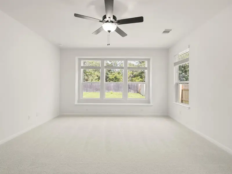 Spacious, unfurnished interior of a new home in Orchard Ridge, Liberty Hill (Image 23).