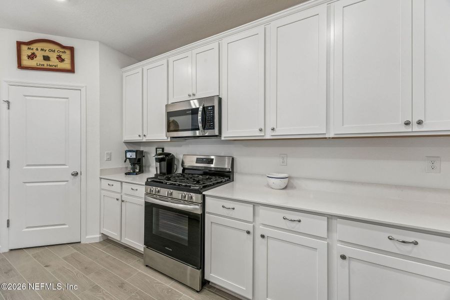 Furnished interior view inside a new home in , Yulee (Image 53).
