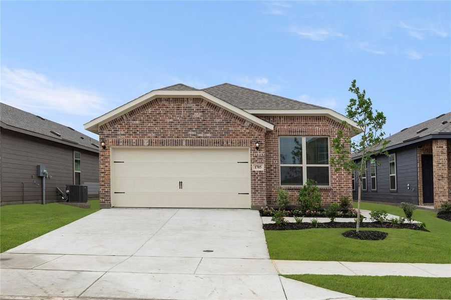 01. 1705 Teton - Front 01. 1705 Teton - Front