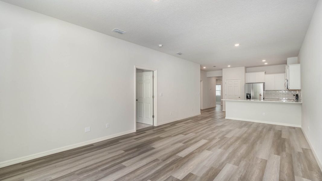 Spacious, unfurnished interior of a new home in Orchid Reserve, Sebastian (Image 10).