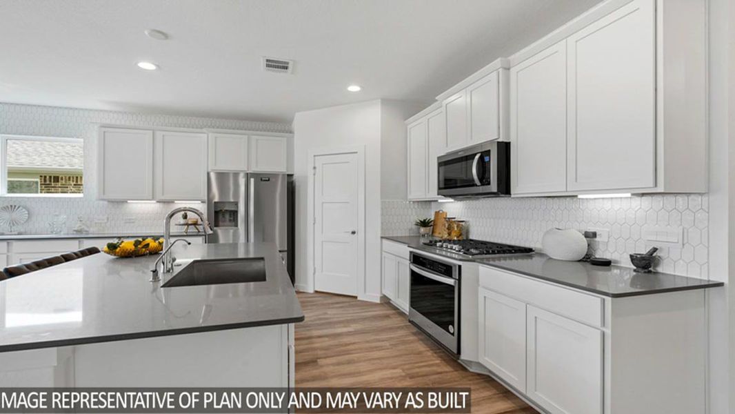 Representative furnished interior of a home built from the 2733 by D.R. Horton in Riverside Estates, Baytown (Image 9).
