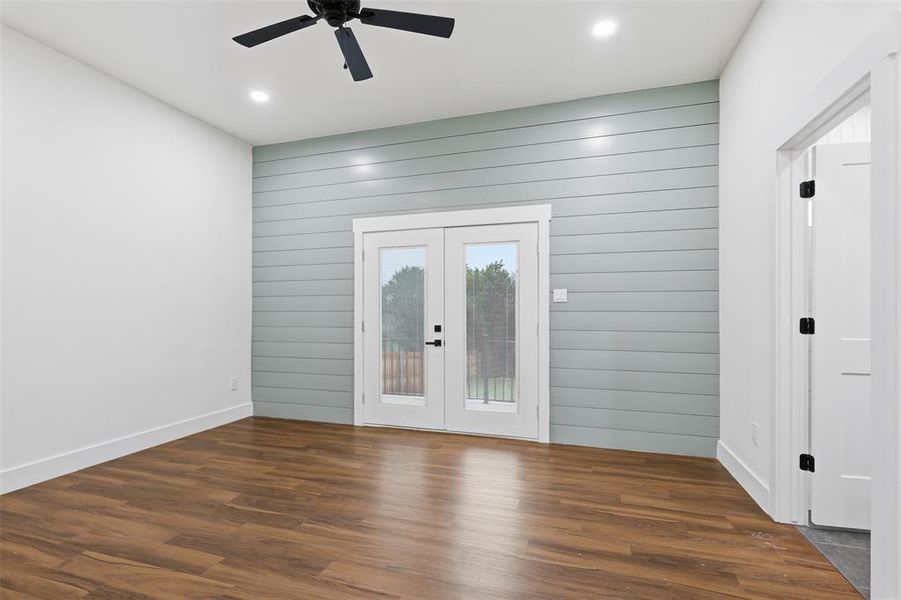 Spacious, unfurnished interior of a new home in , Granbury (Image 15). Spacious, unfurnished interior of a new home in , Granbury (Image 15).