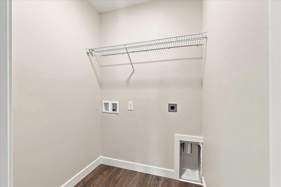Spacious, unfurnished interior of a new home in Davis Heights, Inman (Image 20).