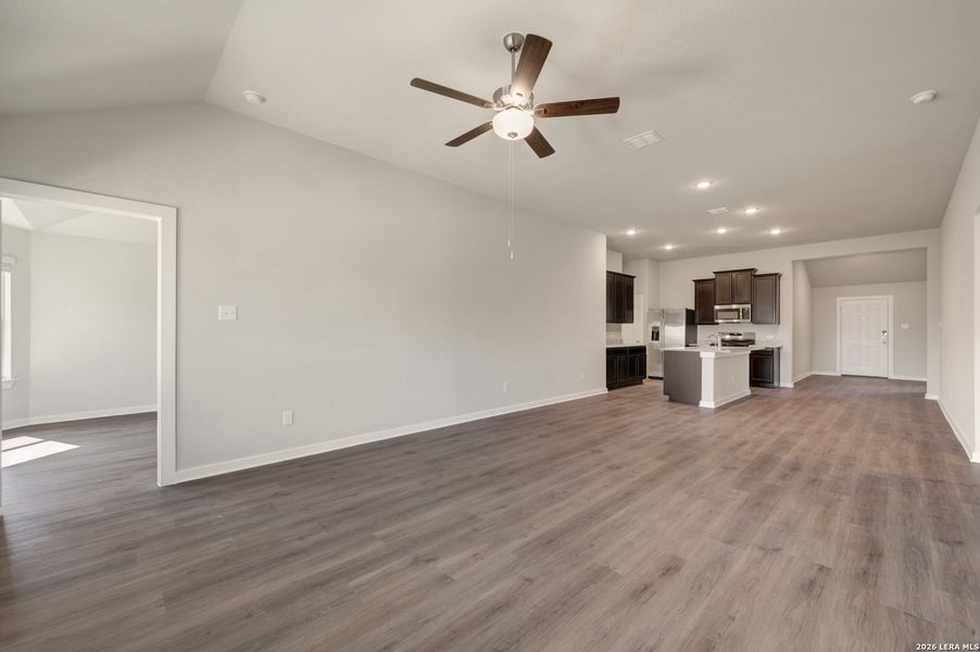 Spacious, unfurnished interior of a new home in Winding Brook, San Antonio (Image 32). Spacious, unfurnished interior of a new home in Winding Brook, San Antonio (Image 32).