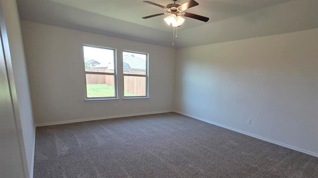 Spacious, unfurnished interior of a new home in Waverly Estates, Nevada (Image 10). Spacious, unfurnished interior of a new home in Waverly Estates, Nevada (Image 10).