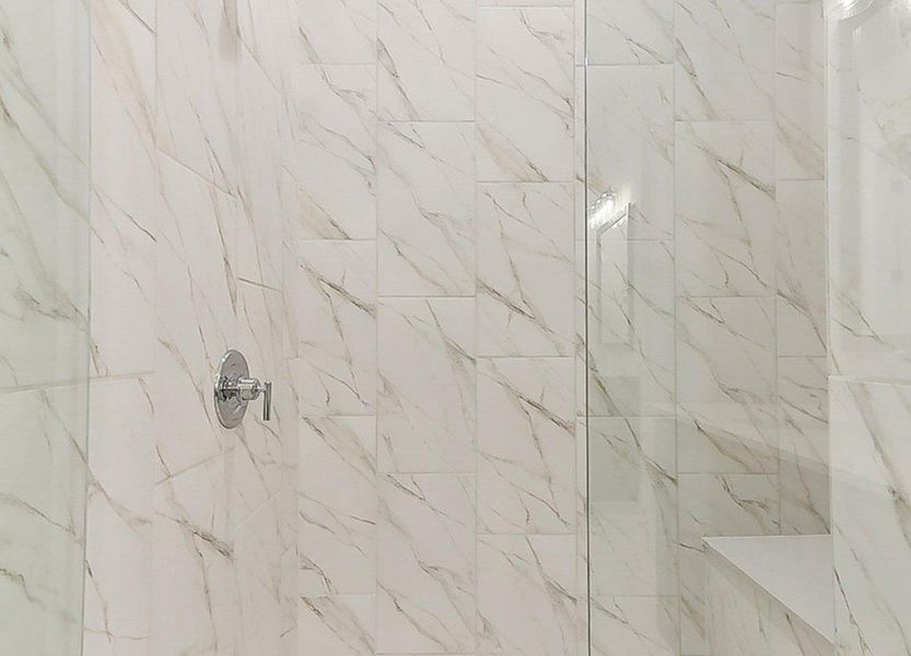 Details with a marble finish shower