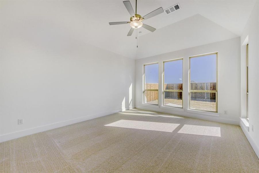Spacious, unfurnished interior of a new home in Wellington, Haslet (Image 20).