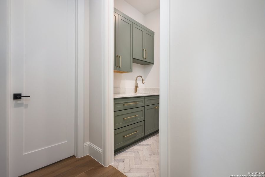 Furnished interior view inside a new home in , San Antonio (Image 17).
