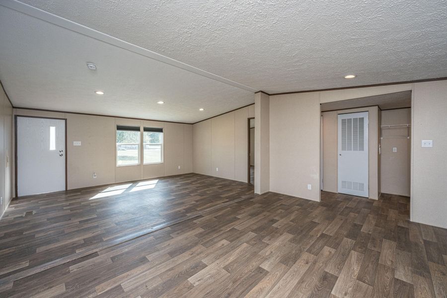 Spacious, unfurnished interior of a new home in , Eutawville (Image 19).