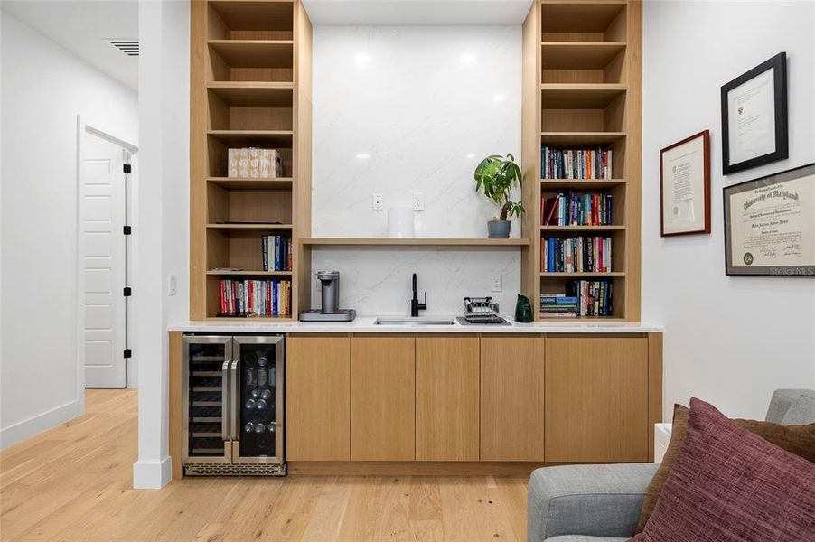 Furnished interior view inside a new home in , Tampa (Image 32).