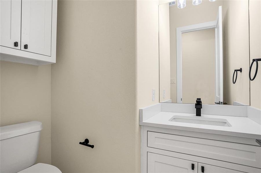 Half bath. Half bath.