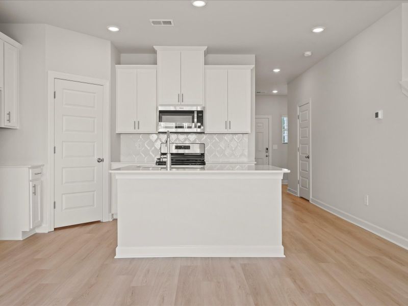 Welcome to the Topaz floorplan at Valentine Townes.