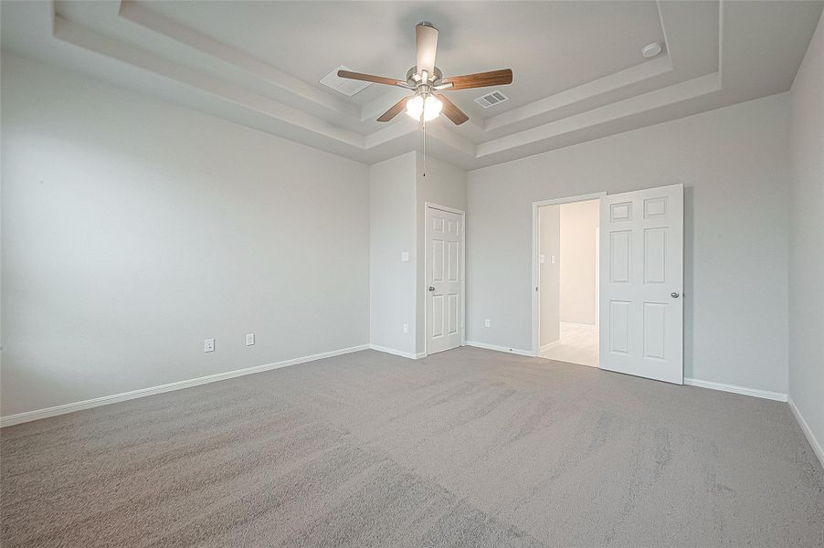 Spacious, unfurnished interior of a new home in River Ranch, Dayton (Image 13).
