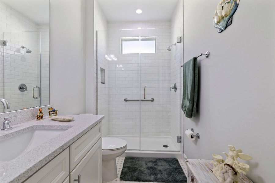 Furnished interior view inside a new home in , Hardeeville (Image 33).