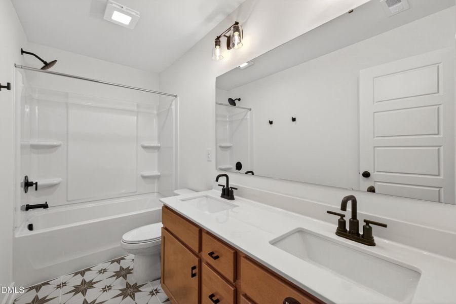 58 Manor Stone Dr-37