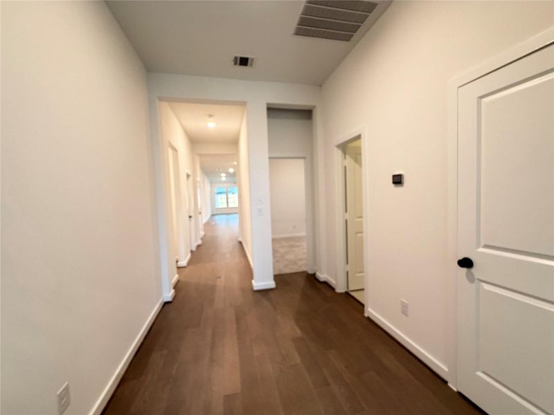 Spacious, unfurnished interior of a new home in Elyson 45' & 70', Katy (Image 5). Spacious, unfurnished interior of a new home in Elyson 45' & 70', Katy (Image 5).