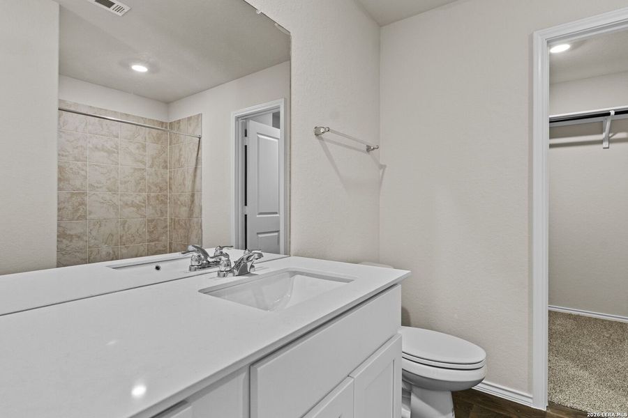 Image 35 of a home in Redbird Ranch.