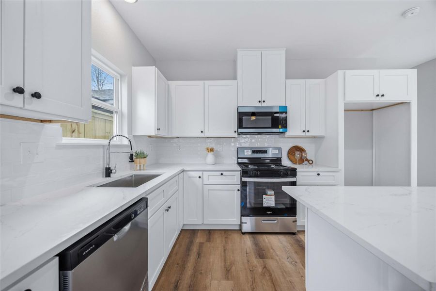 Furnished interior view inside a new home in , Houston (Image 4). Furnished interior view inside a new home in , Houston (Image 4).