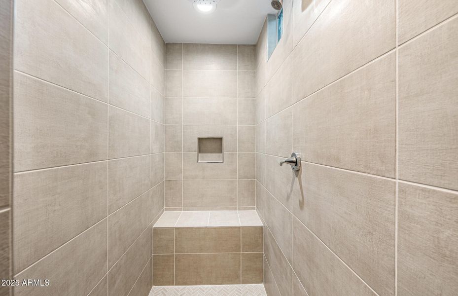 Owner's Shower Owner's Shower