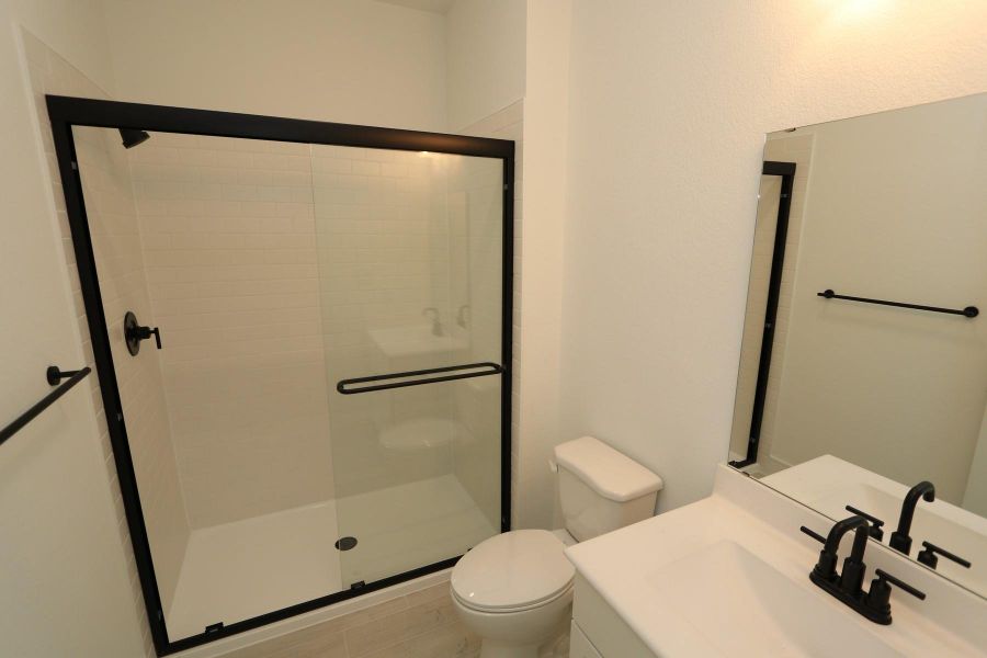 Extra Suite bath