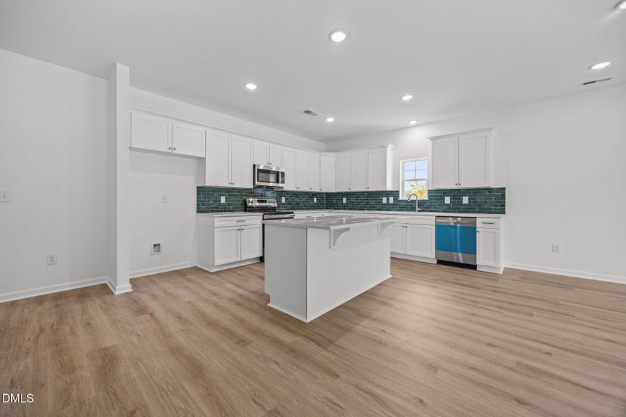 43-web-or-mls-6S8A4099