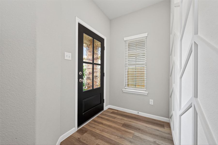 Spacious, unfurnished interior of a new home in , Huffman (Image 32).
