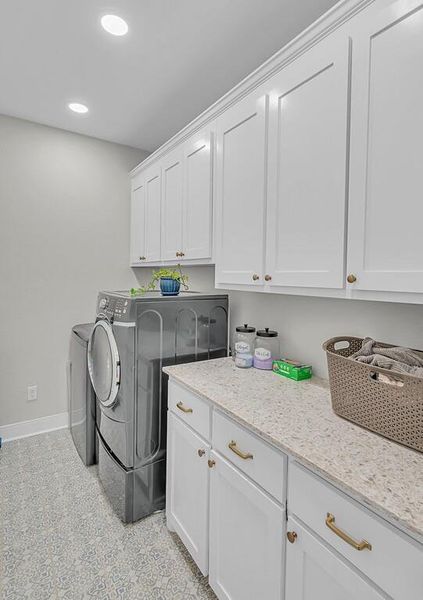 Furnished interior view inside a new home in , Lorena (Image 15).