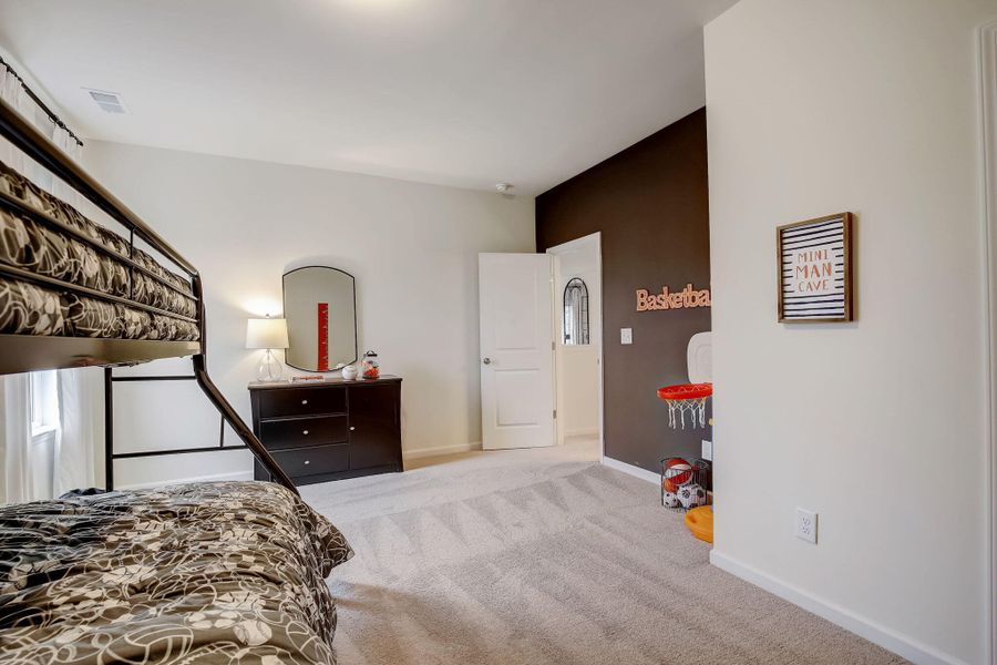 57-web-or-mls-Gatwick Dr-055 57-web-or-mls-Gatwick Dr-055