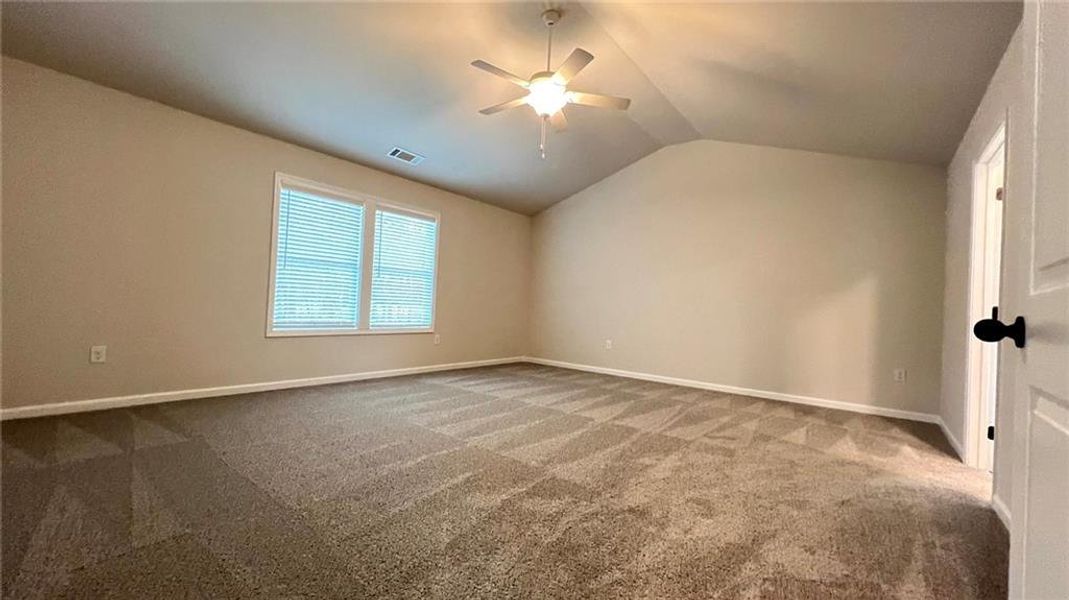 Spacious, unfurnished interior of a new home in , Braselton (Image 40).