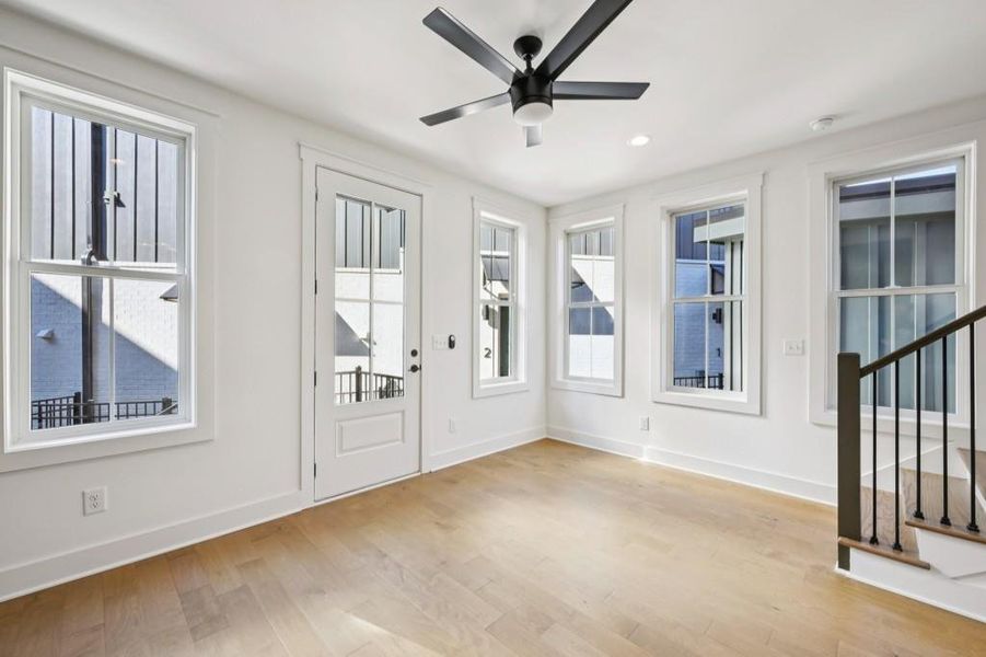 Spacious, unfurnished interior of a new home in , Atlanta (Image 17).