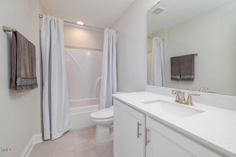 130-Vast-View-Way-21