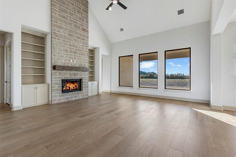 Spacious, unfurnished interior of a new home in Levante - 1 Acre Lots, Waxahachie (Image 28).