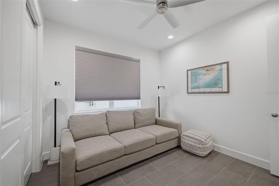 Furnished interior view inside a new home in , Wesley Chapel (Image 26).