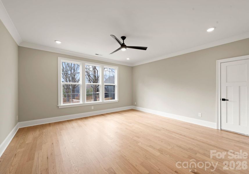 Spacious, unfurnished interior of a new home in , Charlotte (Image 20).