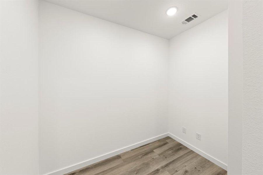 510 Sherwood_3501_Sequoia_Flex