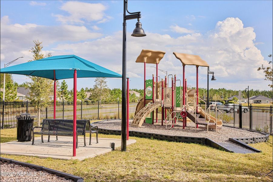 Community amenities in , Jacksonville (Image 32).