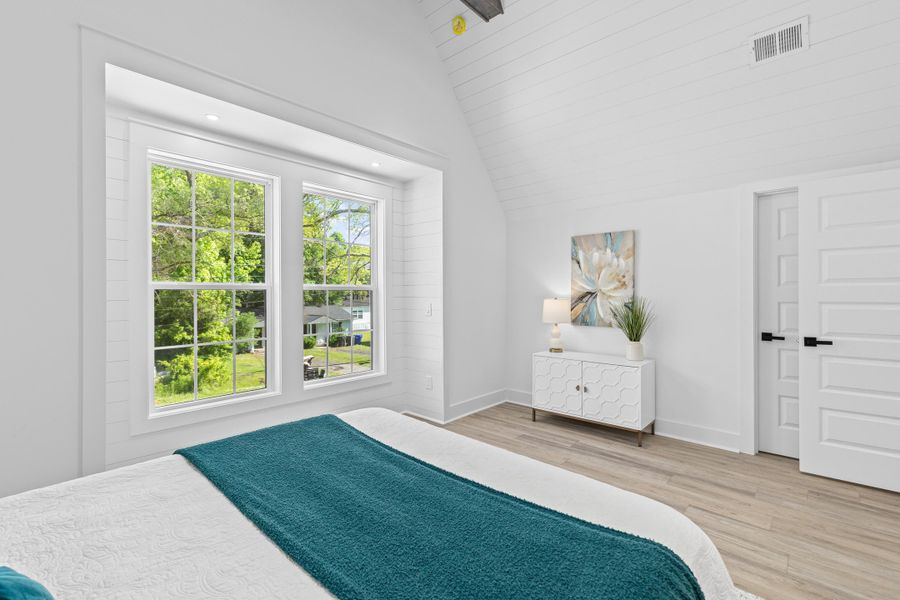 Image 54 of a home in .