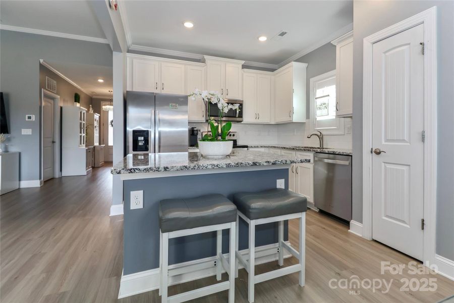 Furnished interior view inside a new home in Colonial Crossing, Troutman (Image 17). Furnished interior view inside a new home in Colonial Crossing, Troutman (Image 17).