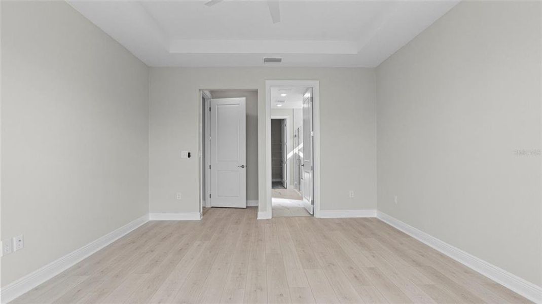 Spacious, unfurnished interior of a new home in Cresswind Lakewood Ranch, Lakewood Ranch (Image 18).