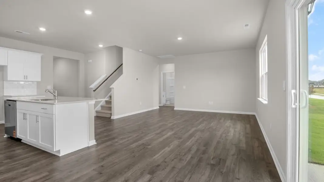 Spacious, unfurnished interior of a new home in The Reserve at Prestleigh, Wake Forest (Image 9).