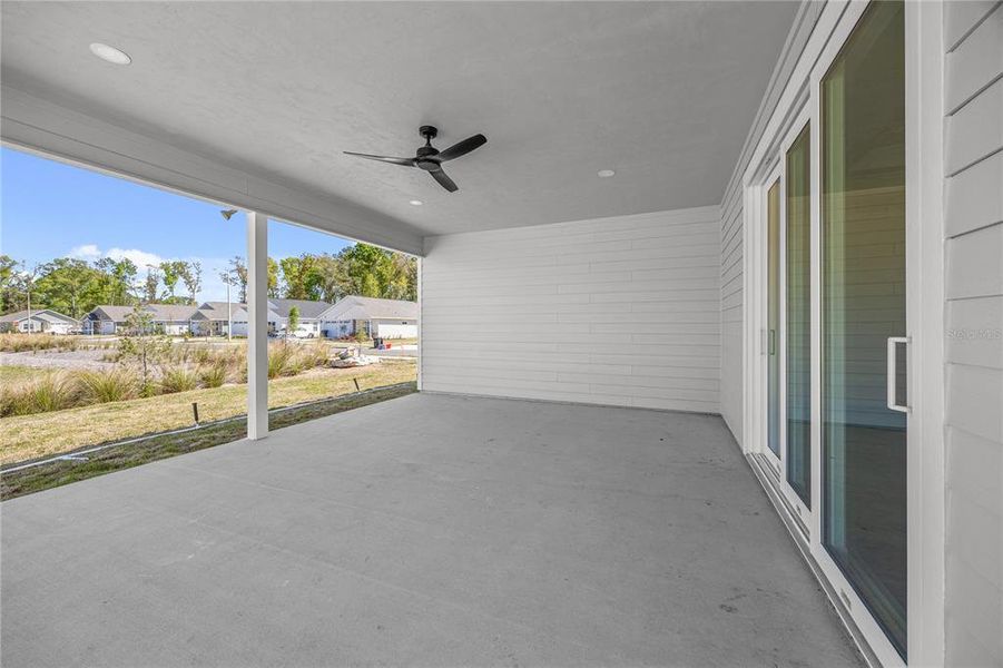 Exterior details and patio area of a home in , Gainesville (Image 4).