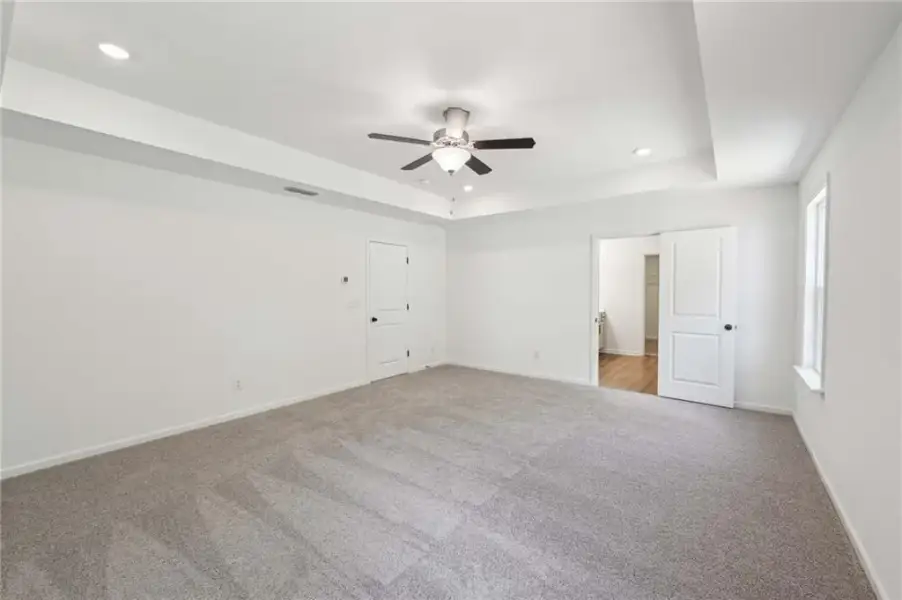 Spacious, unfurnished interior of a new home in Langston Reserve, Cartersville (Image 24).