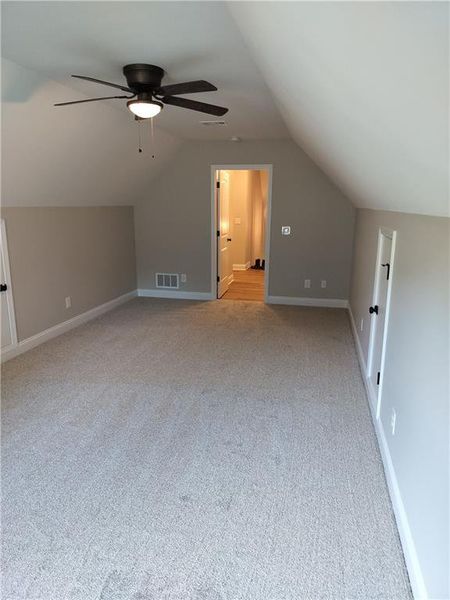 Spacious, unfurnished interior of a new home in , Franklin Springs (Image 27).