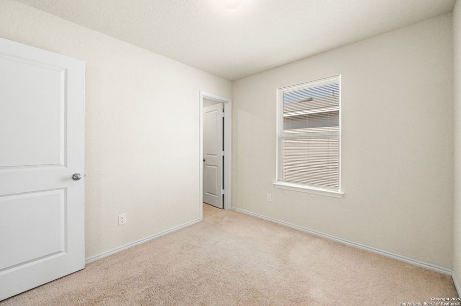 Spacious, unfurnished interior of a new home in Cinco Lakes, San Antonio (Image 41). Spacious, unfurnished interior of a new home in Cinco Lakes, San Antonio (Image 41).