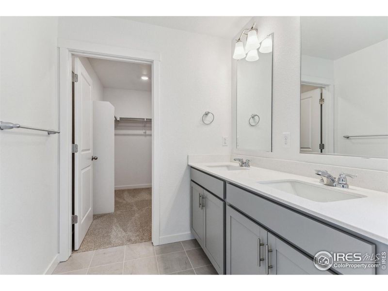 Furnished interior view inside a new home in Tailholt, Severance (Image 5).