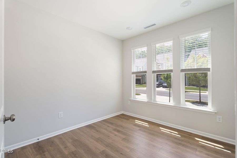 5-web-or-mls-DSC06752 5-web-or-mls-DSC06752