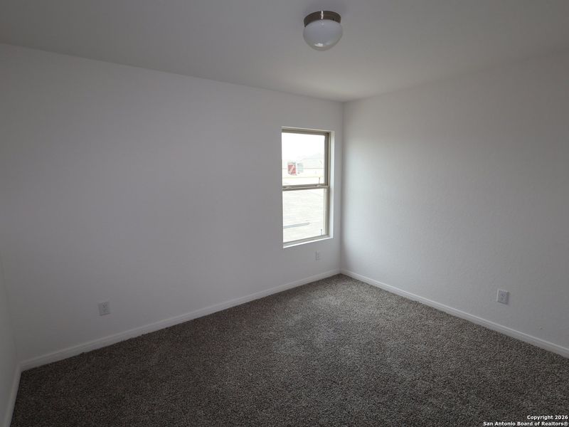 Spacious, unfurnished interior of a new home in Agave, San Antonio (Image 25).