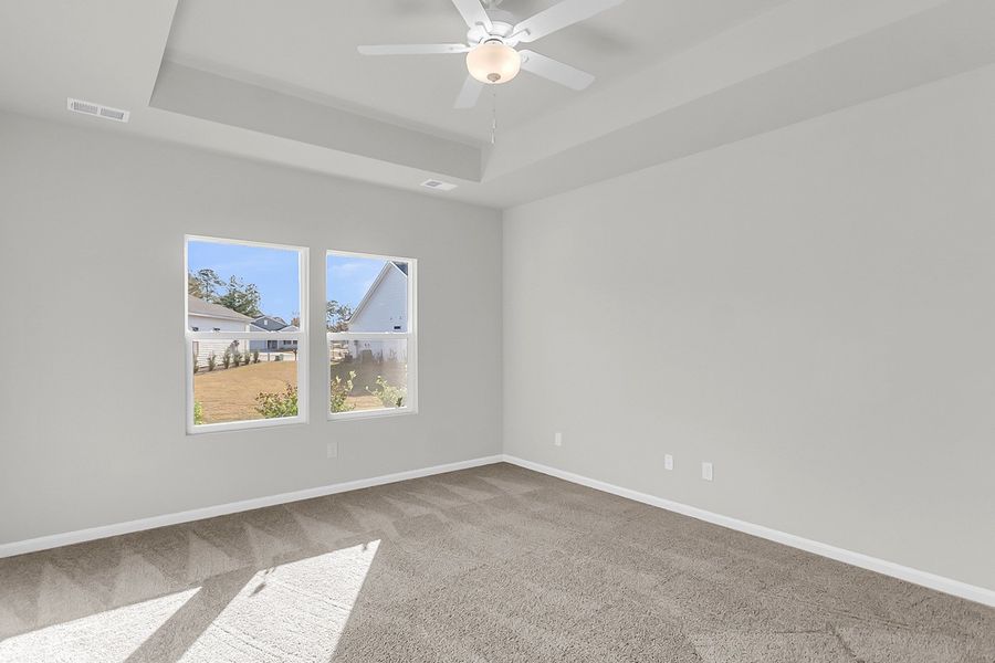 Spacious, unfurnished interior of a new home in Fairway Woods at Wyboo, Manning (Image 23).